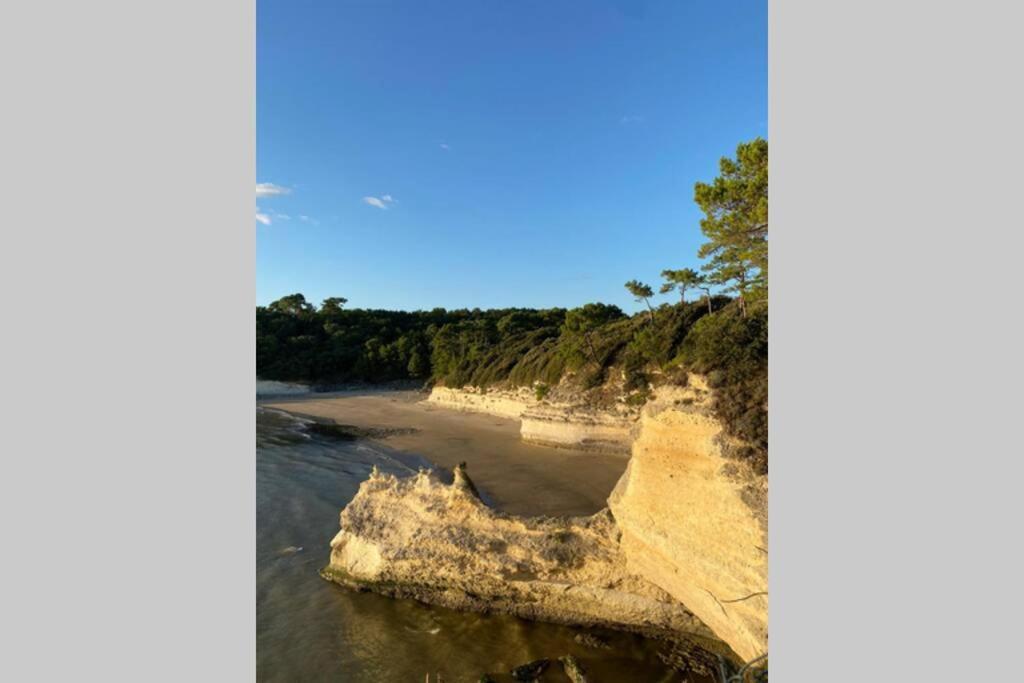 Maison Au Coeur De Meschers - Proche Des Plages Luaran gambar